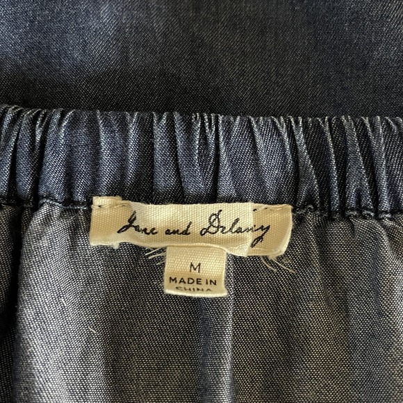 Jane And Delany Blue Denim Off Shoulder High Low 3/4 Bell Sleeve Top Womens M - Picture 8 of 10